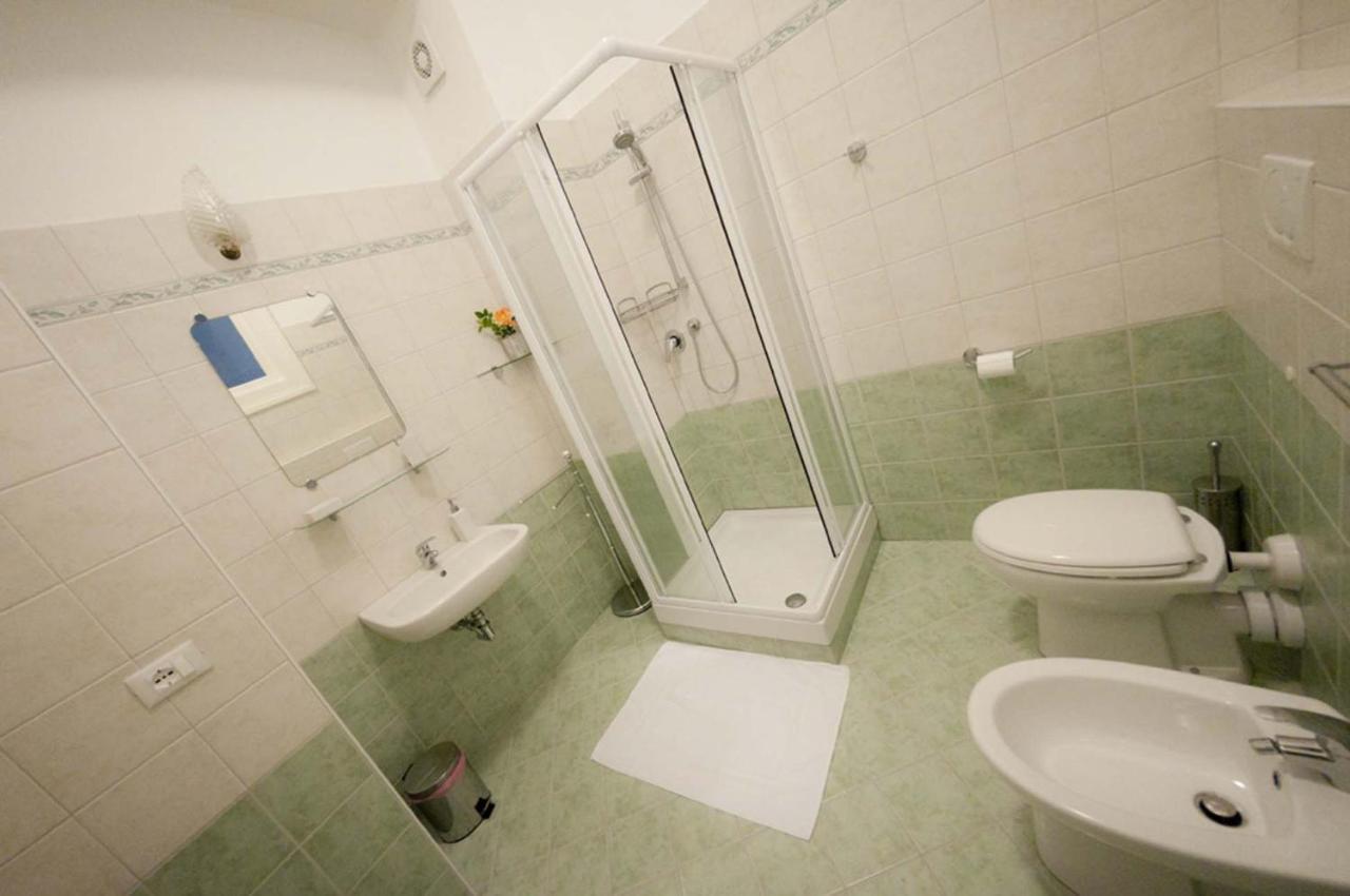 Domus Liberta - Boutique Rooms Трієст Екстер'єр фото